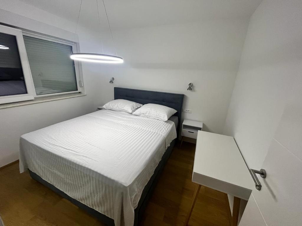 ザダルOlive Oasis Penthouse With Jacuzziアパートメント エクステリア 写真
